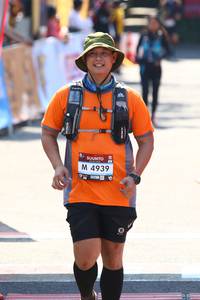 BIB: 4939
                            <button type="button" onclick="openModal(7083015)" class="btn btn-primary btn-sm float-right btn-popup" data-toggle="modal" data-target=".modal-high-quality">
                        <i class="fas fa-shopping-cart"></i> Add to Cart
                    </button>
                                            <button type="button" onclick="isThisMe(7083015, true)" class="btn btn-success btn-sm float-right btn-popup btn-isme hidden" data-toggle="tooltip" data-placement="bottom" title="นี่คือรูปของคุณใช่ไหม คลิกที่นี่เพื่อเอาเข้าอัลบั้ม">
                        <i class="fas fa-plus"></i> Add to album
                    </button>
                    <button type="button" onclick="isThisMe(7083015, false)" class="btn btn-warning btn-sm float-right btn-popup btn-isnotme hidden">
                        <i class="fas fa-ban"></i> Remove from album
                    </button>