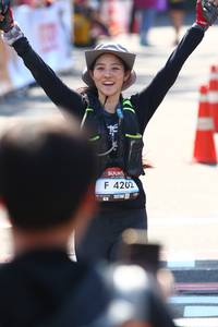 BIB: 4202
                            <button type="button" onclick="openModal(7081783)" class="btn btn-primary btn-sm float-right btn-popup" data-toggle="modal" data-target=".modal-high-quality">
                        <i class="fas fa-shopping-cart"></i> Add to Cart
                    </button>
                                            <button type="button" onclick="isThisMe(7081783, true)" class="btn btn-success btn-sm float-right btn-popup btn-isme hidden" data-toggle="tooltip" data-placement="bottom" title="นี่คือรูปของคุณใช่ไหม คลิกที่นี่เพื่อเอาเข้าอัลบั้ม">
                        <i class="fas fa-plus"></i> Add to album
                    </button>
                    <button type="button" onclick="isThisMe(7081783, false)" class="btn btn-warning btn-sm float-right btn-popup btn-isnotme hidden">
                        <i class="fas fa-ban"></i> Remove from album
                    </button>