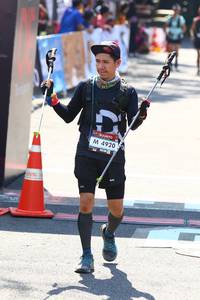 BIB: 4920
                            <button type="button" onclick="openModal(7081263)" class="btn btn-primary btn-sm float-right btn-popup" data-toggle="modal" data-target=".modal-high-quality">
                        <i class="fas fa-shopping-cart"></i> Add to Cart
                    </button>
                                            <button type="button" onclick="isThisMe(7081263, true)" class="btn btn-success btn-sm float-right btn-popup btn-isme hidden" data-toggle="tooltip" data-placement="bottom" title="นี่คือรูปของคุณใช่ไหม คลิกที่นี่เพื่อเอาเข้าอัลบั้ม">
                        <i class="fas fa-plus"></i> Add to album
                    </button>
                    <button type="button" onclick="isThisMe(7081263, false)" class="btn btn-warning btn-sm float-right btn-popup btn-isnotme hidden">
                        <i class="fas fa-ban"></i> Remove from album
                    </button>