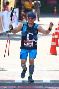 BIB: 2397
                            <button type="button" onclick="openModal(7081545)" class="btn btn-primary btn-sm float-right btn-popup" data-toggle="modal" data-target=".modal-high-quality">
                        <i class="fas fa-shopping-cart"></i> Add to Cart
                    </button>
                                            <button type="button" onclick="isThisMe(7081545, true)" class="btn btn-success btn-sm float-right btn-popup btn-isme hidden" data-toggle="tooltip" data-placement="bottom" title="นี่คือรูปของคุณใช่ไหม คลิกที่นี่เพื่อเอาเข้าอัลบั้ม">
                        <i class="fas fa-plus"></i> Add to album
                    </button>
                    <button type="button" onclick="isThisMe(7081545, false)" class="btn btn-warning btn-sm float-right btn-popup btn-isnotme hidden">
                        <i class="fas fa-ban"></i> Remove from album
                    </button>