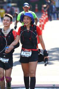 BIB: 5096, 4691
                            <button type="button" onclick="openModal(7093190)" class="btn btn-primary btn-sm float-right btn-popup" data-toggle="modal" data-target=".modal-high-quality">
                        <i class="fas fa-shopping-cart"></i> Add to Cart
                    </button>
                                            <button type="button" onclick="isThisMe(7093190, true)" class="btn btn-success btn-sm float-right btn-popup btn-isme hidden" data-toggle="tooltip" data-placement="bottom" title="นี่คือรูปของคุณใช่ไหม คลิกที่นี่เพื่อเอาเข้าอัลบั้ม">
                        <i class="fas fa-plus"></i> Add to album
                    </button>
                    <button type="button" onclick="isThisMe(7093190, false)" class="btn btn-warning btn-sm float-right btn-popup btn-isnotme hidden">
                        <i class="fas fa-ban"></i> Remove from album
                    </button>