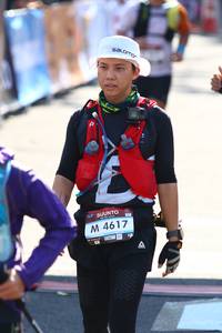 BIB: 4617
                            <button type="button" onclick="openModal(7090290)" class="btn btn-primary btn-sm float-right btn-popup" data-toggle="modal" data-target=".modal-high-quality">
                        <i class="fas fa-shopping-cart"></i> Add to Cart
                    </button>
                                            <button type="button" onclick="isThisMe(7090290, true)" class="btn btn-success btn-sm float-right btn-popup btn-isme hidden" data-toggle="tooltip" data-placement="bottom" title="นี่คือรูปของคุณใช่ไหม คลิกที่นี่เพื่อเอาเข้าอัลบั้ม">
                        <i class="fas fa-plus"></i> Add to album
                    </button>
                    <button type="button" onclick="isThisMe(7090290, false)" class="btn btn-warning btn-sm float-right btn-popup btn-isnotme hidden">
                        <i class="fas fa-ban"></i> Remove from album
                    </button>