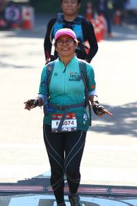 BIB: 074
                            <button type="button" onclick="openModal(7091067)" class="btn btn-primary btn-sm float-right btn-popup" data-toggle="modal" data-target=".modal-high-quality">
                        <i class="fas fa-shopping-cart"></i> Add to Cart
                    </button>
                                            <button type="button" onclick="isThisMe(7091067, true)" class="btn btn-success btn-sm float-right btn-popup btn-isme hidden" data-toggle="tooltip" data-placement="bottom" title="นี่คือรูปของคุณใช่ไหม คลิกที่นี่เพื่อเอาเข้าอัลบั้ม">
                        <i class="fas fa-plus"></i> Add to album
                    </button>
                    <button type="button" onclick="isThisMe(7091067, false)" class="btn btn-warning btn-sm float-right btn-popup btn-isnotme hidden">
                        <i class="fas fa-ban"></i> Remove from album
                    </button>