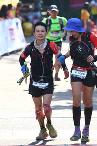 BIB: 5096, 4691
                            <button type="button" onclick="openModal(7093147)" class="btn btn-primary btn-sm float-right btn-popup" data-toggle="modal" data-target=".modal-high-quality">
                        <i class="fas fa-shopping-cart"></i> Add to Cart
                    </button>
                                            <button type="button" onclick="isThisMe(7093147, true)" class="btn btn-success btn-sm float-right btn-popup btn-isme hidden" data-toggle="tooltip" data-placement="bottom" title="นี่คือรูปของคุณใช่ไหม คลิกที่นี่เพื่อเอาเข้าอัลบั้ม">
                        <i class="fas fa-plus"></i> Add to album
                    </button>
                    <button type="button" onclick="isThisMe(7093147, false)" class="btn btn-warning btn-sm float-right btn-popup btn-isnotme hidden">
                        <i class="fas fa-ban"></i> Remove from album
                    </button>