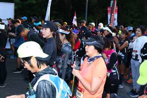 BIB: 1001
                            <button type="button" onclick="openModal(7106911)" class="btn btn-primary btn-sm float-right btn-popup" data-toggle="modal" data-target=".modal-high-quality">
                        <i class="fas fa-shopping-cart"></i> Add to Cart
                    </button>
                                            <button type="button" onclick="isThisMe(7106911, true)" class="btn btn-success btn-sm float-right btn-popup btn-isme hidden" data-toggle="tooltip" data-placement="bottom" title="นี่คือรูปของคุณใช่ไหม คลิกที่นี่เพื่อเอาเข้าอัลบั้ม">
                        <i class="fas fa-plus"></i> Add to album
                    </button>
                    <button type="button" onclick="isThisMe(7106911, false)" class="btn btn-warning btn-sm float-right btn-popup btn-isnotme hidden">
                        <i class="fas fa-ban"></i> Remove from album
                    </button>