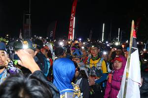 BIB: 
                            <button type="button" onclick="openModal(7107055)" class="btn btn-primary btn-sm float-right btn-popup" data-toggle="modal" data-target=".modal-high-quality">
                        <i class="fas fa-shopping-cart"></i> Add to Cart
                    </button>
                                            <button type="button" onclick="isThisMe(7107055, true)" class="btn btn-success btn-sm float-right btn-popup btn-isme hidden" data-toggle="tooltip" data-placement="bottom" title="นี่คือรูปของคุณใช่ไหม คลิกที่นี่เพื่อเอาเข้าอัลบั้ม">
                        <i class="fas fa-plus"></i> Add to album
                    </button>
                    <button type="button" onclick="isThisMe(7107055, false)" class="btn btn-warning btn-sm float-right btn-popup btn-isnotme hidden">
                        <i class="fas fa-ban"></i> Remove from album
                    </button>