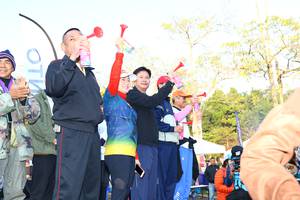 BIB: 
                            <button type="button" onclick="openModal(7107013)" class="btn btn-primary btn-sm float-right btn-popup" data-toggle="modal" data-target=".modal-high-quality">
                        <i class="fas fa-shopping-cart"></i> Add to Cart
                    </button>
                                            <button type="button" onclick="isThisMe(7107013, true)" class="btn btn-success btn-sm float-right btn-popup btn-isme hidden" data-toggle="tooltip" data-placement="bottom" title="นี่คือรูปของคุณใช่ไหม คลิกที่นี่เพื่อเอาเข้าอัลบั้ม">
                        <i class="fas fa-plus"></i> Add to album
                    </button>
                    <button type="button" onclick="isThisMe(7107013, false)" class="btn btn-warning btn-sm float-right btn-popup btn-isnotme hidden">
                        <i class="fas fa-ban"></i> Remove from album
                    </button>