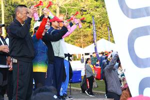 BIB: 
                            <button type="button" onclick="openModal(7106950)" class="btn btn-primary btn-sm float-right btn-popup" data-toggle="modal" data-target=".modal-high-quality">
                        <i class="fas fa-shopping-cart"></i> Add to Cart
                    </button>
                                            <button type="button" onclick="isThisMe(7106950, true)" class="btn btn-success btn-sm float-right btn-popup btn-isme hidden" data-toggle="tooltip" data-placement="bottom" title="นี่คือรูปของคุณใช่ไหม คลิกที่นี่เพื่อเอาเข้าอัลบั้ม">
                        <i class="fas fa-plus"></i> Add to album
                    </button>
                    <button type="button" onclick="isThisMe(7106950, false)" class="btn btn-warning btn-sm float-right btn-popup btn-isnotme hidden">
                        <i class="fas fa-ban"></i> Remove from album
                    </button>