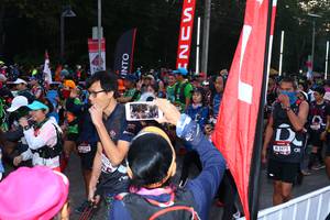 BIB: 2472
                            <button type="button" onclick="openModal(7107378)" class="btn btn-primary btn-sm float-right btn-popup" data-toggle="modal" data-target=".modal-high-quality">
                        <i class="fas fa-shopping-cart"></i> Add to Cart
                    </button>
                                            <button type="button" onclick="isThisMe(7107378, true)" class="btn btn-success btn-sm float-right btn-popup btn-isme hidden" data-toggle="tooltip" data-placement="bottom" title="นี่คือรูปของคุณใช่ไหม คลิกที่นี่เพื่อเอาเข้าอัลบั้ม">
                        <i class="fas fa-plus"></i> Add to album
                    </button>
                    <button type="button" onclick="isThisMe(7107378, false)" class="btn btn-warning btn-sm float-right btn-popup btn-isnotme hidden">
                        <i class="fas fa-ban"></i> Remove from album
                    </button>