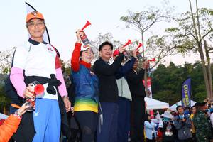 BIB: 
                            <button type="button" onclick="openModal(7107359)" class="btn btn-primary btn-sm float-right btn-popup" data-toggle="modal" data-target=".modal-high-quality">
                        <i class="fas fa-shopping-cart"></i> Add to Cart
                    </button>
                                            <button type="button" onclick="isThisMe(7107359, true)" class="btn btn-success btn-sm float-right btn-popup btn-isme hidden" data-toggle="tooltip" data-placement="bottom" title="นี่คือรูปของคุณใช่ไหม คลิกที่นี่เพื่อเอาเข้าอัลบั้ม">
                        <i class="fas fa-plus"></i> Add to album
                    </button>
                    <button type="button" onclick="isThisMe(7107359, false)" class="btn btn-warning btn-sm float-right btn-popup btn-isnotme hidden">
                        <i class="fas fa-ban"></i> Remove from album
                    </button>