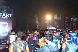 BIB: 209
                            <button type="button" onclick="openModal(7107178)" class="btn btn-primary btn-sm float-right btn-popup" data-toggle="modal" data-target=".modal-high-quality">
                        <i class="fas fa-shopping-cart"></i> Add to Cart
                    </button>
                                            <button type="button" onclick="isThisMe(7107178, true)" class="btn btn-success btn-sm float-right btn-popup btn-isme hidden" data-toggle="tooltip" data-placement="bottom" title="นี่คือรูปของคุณใช่ไหม คลิกที่นี่เพื่อเอาเข้าอัลบั้ม">
                        <i class="fas fa-plus"></i> Add to album
                    </button>
                    <button type="button" onclick="isThisMe(7107178, false)" class="btn btn-warning btn-sm float-right btn-popup btn-isnotme hidden">
                        <i class="fas fa-ban"></i> Remove from album
                    </button>