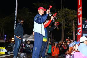 BIB: 806
                            <button type="button" onclick="openModal(7107080)" class="btn btn-primary btn-sm float-right btn-popup" data-toggle="modal" data-target=".modal-high-quality">
                        <i class="fas fa-shopping-cart"></i> Add to Cart
                    </button>
                                            <button type="button" onclick="isThisMe(7107080, true)" class="btn btn-success btn-sm float-right btn-popup btn-isme hidden" data-toggle="tooltip" data-placement="bottom" title="นี่คือรูปของคุณใช่ไหม คลิกที่นี่เพื่อเอาเข้าอัลบั้ม">
                        <i class="fas fa-plus"></i> Add to album
                    </button>
                    <button type="button" onclick="isThisMe(7107080, false)" class="btn btn-warning btn-sm float-right btn-popup btn-isnotme hidden">
                        <i class="fas fa-ban"></i> Remove from album
                    </button>