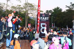 BIB: 
                            <button type="button" onclick="openModal(7107333)" class="btn btn-primary btn-sm float-right btn-popup" data-toggle="modal" data-target=".modal-high-quality">
                        <i class="fas fa-shopping-cart"></i> Add to Cart
                    </button>
                                            <button type="button" onclick="isThisMe(7107333, true)" class="btn btn-success btn-sm float-right btn-popup btn-isme hidden" data-toggle="tooltip" data-placement="bottom" title="นี่คือรูปของคุณใช่ไหม คลิกที่นี่เพื่อเอาเข้าอัลบั้ม">
                        <i class="fas fa-plus"></i> Add to album
                    </button>
                    <button type="button" onclick="isThisMe(7107333, false)" class="btn btn-warning btn-sm float-right btn-popup btn-isnotme hidden">
                        <i class="fas fa-ban"></i> Remove from album
                    </button>