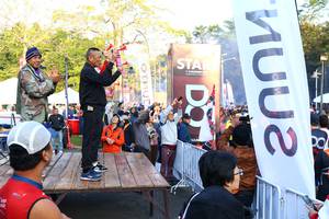 BIB: 
                            <button type="button" onclick="openModal(7106999)" class="btn btn-primary btn-sm float-right btn-popup" data-toggle="modal" data-target=".modal-high-quality">
                        <i class="fas fa-shopping-cart"></i> Add to Cart
                    </button>
                                            <button type="button" onclick="isThisMe(7106999, true)" class="btn btn-success btn-sm float-right btn-popup btn-isme hidden" data-toggle="tooltip" data-placement="bottom" title="นี่คือรูปของคุณใช่ไหม คลิกที่นี่เพื่อเอาเข้าอัลบั้ม">
                        <i class="fas fa-plus"></i> Add to album
                    </button>
                    <button type="button" onclick="isThisMe(7106999, false)" class="btn btn-warning btn-sm float-right btn-popup btn-isnotme hidden">
                        <i class="fas fa-ban"></i> Remove from album
                    </button>