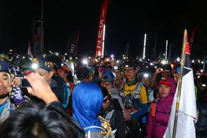 BIB: 
                            <button type="button" onclick="openModal(7107061)" class="btn btn-primary btn-sm float-right btn-popup" data-toggle="modal" data-target=".modal-high-quality">
                        <i class="fas fa-shopping-cart"></i> Add to Cart
                    </button>
                                            <button type="button" onclick="isThisMe(7107061, true)" class="btn btn-success btn-sm float-right btn-popup btn-isme hidden" data-toggle="tooltip" data-placement="bottom" title="นี่คือรูปของคุณใช่ไหม คลิกที่นี่เพื่อเอาเข้าอัลบั้ม">
                        <i class="fas fa-plus"></i> Add to album
                    </button>
                    <button type="button" onclick="isThisMe(7107061, false)" class="btn btn-warning btn-sm float-right btn-popup btn-isnotme hidden">
                        <i class="fas fa-ban"></i> Remove from album
                    </button>