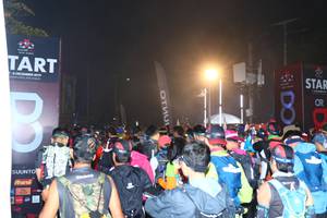 BIB: 2019
                            <button type="button" onclick="openModal(7107179)" class="btn btn-primary btn-sm float-right btn-popup" data-toggle="modal" data-target=".modal-high-quality">
                        <i class="fas fa-shopping-cart"></i> Add to Cart
                    </button>
                                            <button type="button" onclick="isThisMe(7107179, true)" class="btn btn-success btn-sm float-right btn-popup btn-isme hidden" data-toggle="tooltip" data-placement="bottom" title="นี่คือรูปของคุณใช่ไหม คลิกที่นี่เพื่อเอาเข้าอัลบั้ม">
                        <i class="fas fa-plus"></i> Add to album
                    </button>
                    <button type="button" onclick="isThisMe(7107179, false)" class="btn btn-warning btn-sm float-right btn-popup btn-isnotme hidden">
                        <i class="fas fa-ban"></i> Remove from album
                    </button>