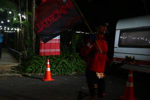 BIB: 
                            <button type="button" onclick="openModal(7107260)" class="btn btn-primary btn-sm float-right btn-popup" data-toggle="modal" data-target=".modal-high-quality">
                        <i class="fas fa-shopping-cart"></i> Add to Cart
                    </button>
                                            <button type="button" onclick="isThisMe(7107260, true)" class="btn btn-success btn-sm float-right btn-popup btn-isme hidden" data-toggle="tooltip" data-placement="bottom" title="นี่คือรูปของคุณใช่ไหม คลิกที่นี่เพื่อเอาเข้าอัลบั้ม">
                        <i class="fas fa-plus"></i> Add to album
                    </button>
                    <button type="button" onclick="isThisMe(7107260, false)" class="btn btn-warning btn-sm float-right btn-popup btn-isnotme hidden">
                        <i class="fas fa-ban"></i> Remove from album
                    </button>