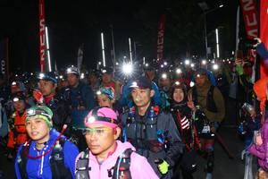 BIB: 
                            <button type="button" onclick="openModal(7107134)" class="btn btn-primary btn-sm float-right btn-popup" data-toggle="modal" data-target=".modal-high-quality">
                        <i class="fas fa-shopping-cart"></i> Add to Cart
                    </button>
                                            <button type="button" onclick="isThisMe(7107134, true)" class="btn btn-success btn-sm float-right btn-popup btn-isme hidden" data-toggle="tooltip" data-placement="bottom" title="นี่คือรูปของคุณใช่ไหม คลิกที่นี่เพื่อเอาเข้าอัลบั้ม">
                        <i class="fas fa-plus"></i> Add to album
                    </button>
                    <button type="button" onclick="isThisMe(7107134, false)" class="btn btn-warning btn-sm float-right btn-popup btn-isnotme hidden">
                        <i class="fas fa-ban"></i> Remove from album
                    </button>