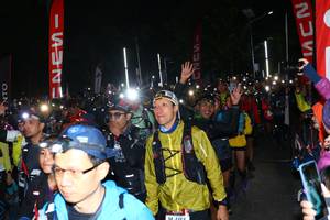 BIB: 
                            <button type="button" onclick="openModal(7107146)" class="btn btn-primary btn-sm float-right btn-popup" data-toggle="modal" data-target=".modal-high-quality">
                        <i class="fas fa-shopping-cart"></i> Add to Cart
                    </button>
                                            <button type="button" onclick="isThisMe(7107146, true)" class="btn btn-success btn-sm float-right btn-popup btn-isme hidden" data-toggle="tooltip" data-placement="bottom" title="นี่คือรูปของคุณใช่ไหม คลิกที่นี่เพื่อเอาเข้าอัลบั้ม">
                        <i class="fas fa-plus"></i> Add to album
                    </button>
                    <button type="button" onclick="isThisMe(7107146, false)" class="btn btn-warning btn-sm float-right btn-popup btn-isnotme hidden">
                        <i class="fas fa-ban"></i> Remove from album
                    </button>