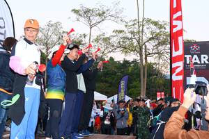 BIB: 2019
                            <button type="button" onclick="openModal(7107352)" class="btn btn-primary btn-sm float-right btn-popup" data-toggle="modal" data-target=".modal-high-quality">
                        <i class="fas fa-shopping-cart"></i> Add to Cart
                    </button>
                                            <button type="button" onclick="isThisMe(7107352, true)" class="btn btn-success btn-sm float-right btn-popup btn-isme hidden" data-toggle="tooltip" data-placement="bottom" title="นี่คือรูปของคุณใช่ไหม คลิกที่นี่เพื่อเอาเข้าอัลบั้ม">
                        <i class="fas fa-plus"></i> Add to album
                    </button>
                    <button type="button" onclick="isThisMe(7107352, false)" class="btn btn-warning btn-sm float-right btn-popup btn-isnotme hidden">
                        <i class="fas fa-ban"></i> Remove from album
                    </button>