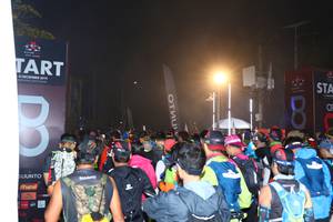 BIB: 
                            <button type="button" onclick="openModal(7107182)" class="btn btn-primary btn-sm float-right btn-popup" data-toggle="modal" data-target=".modal-high-quality">
                        <i class="fas fa-shopping-cart"></i> Add to Cart
                    </button>
                                            <button type="button" onclick="isThisMe(7107182, true)" class="btn btn-success btn-sm float-right btn-popup btn-isme hidden" data-toggle="tooltip" data-placement="bottom" title="นี่คือรูปของคุณใช่ไหม คลิกที่นี่เพื่อเอาเข้าอัลบั้ม">
                        <i class="fas fa-plus"></i> Add to album
                    </button>
                    <button type="button" onclick="isThisMe(7107182, false)" class="btn btn-warning btn-sm float-right btn-popup btn-isnotme hidden">
                        <i class="fas fa-ban"></i> Remove from album
                    </button>