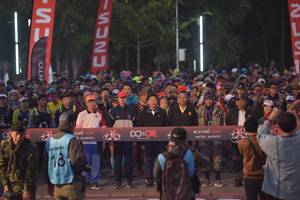 BIB: 
                            <button type="button" onclick="openModal(6847483)" class="btn btn-primary btn-sm float-right btn-popup" data-toggle="modal" data-target=".modal-high-quality">
                        <i class="fas fa-shopping-cart"></i> Add to Cart
                    </button>
                                            <button type="button" onclick="isThisMe(6847483, true)" class="btn btn-success btn-sm float-right btn-popup btn-isme hidden" data-toggle="tooltip" data-placement="bottom" title="นี่คือรูปของคุณใช่ไหม คลิกที่นี่เพื่อเอาเข้าอัลบั้ม">
                        <i class="fas fa-plus"></i> Add to album
                    </button>
                    <button type="button" onclick="isThisMe(6847483, false)" class="btn btn-warning btn-sm float-right btn-popup btn-isnotme hidden">
                        <i class="fas fa-ban"></i> Remove from album
                    </button>