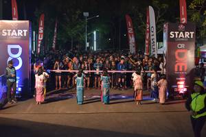 BIB: 
                            <button type="button" onclick="openModal(6846900)" class="btn btn-primary btn-sm float-right btn-popup" data-toggle="modal" data-target=".modal-high-quality">
                        <i class="fas fa-shopping-cart"></i> Add to Cart
                    </button>
                                            <button type="button" onclick="isThisMe(6846900, true)" class="btn btn-success btn-sm float-right btn-popup btn-isme hidden" data-toggle="tooltip" data-placement="bottom" title="นี่คือรูปของคุณใช่ไหม คลิกที่นี่เพื่อเอาเข้าอัลบั้ม">
                        <i class="fas fa-plus"></i> Add to album
                    </button>
                    <button type="button" onclick="isThisMe(6846900, false)" class="btn btn-warning btn-sm float-right btn-popup btn-isnotme hidden">
                        <i class="fas fa-ban"></i> Remove from album
                    </button>