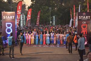 BIB: 4551
                            <button type="button" onclick="openModal(6847695)" class="btn btn-primary btn-sm float-right btn-popup" data-toggle="modal" data-target=".modal-high-quality">
                        <i class="fas fa-shopping-cart"></i> Add to Cart
                    </button>
                                            <button type="button" onclick="isThisMe(6847695, true)" class="btn btn-success btn-sm float-right btn-popup btn-isme hidden" data-toggle="tooltip" data-placement="bottom" title="นี่คือรูปของคุณใช่ไหม คลิกที่นี่เพื่อเอาเข้าอัลบั้ม">
                        <i class="fas fa-plus"></i> Add to album
                    </button>
                    <button type="button" onclick="isThisMe(6847695, false)" class="btn btn-warning btn-sm float-right btn-popup btn-isnotme hidden">
                        <i class="fas fa-ban"></i> Remove from album
                    </button>