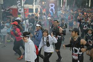 BIB: 2428
                            <button type="button" onclick="openModal(6846182)" class="btn btn-primary btn-sm float-right btn-popup" data-toggle="modal" data-target=".modal-high-quality">
                        <i class="fas fa-shopping-cart"></i> Add to Cart
                    </button>
                                            <button type="button" onclick="isThisMe(6846182, true)" class="btn btn-success btn-sm float-right btn-popup btn-isme hidden" data-toggle="tooltip" data-placement="bottom" title="นี่คือรูปของคุณใช่ไหม คลิกที่นี่เพื่อเอาเข้าอัลบั้ม">
                        <i class="fas fa-plus"></i> Add to album
                    </button>
                    <button type="button" onclick="isThisMe(6846182, false)" class="btn btn-warning btn-sm float-right btn-popup btn-isnotme hidden">
                        <i class="fas fa-ban"></i> Remove from album
                    </button>