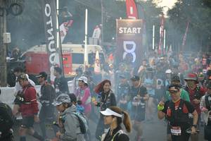 BIB: 2199
                            <button type="button" onclick="openModal(6846137)" class="btn btn-primary btn-sm float-right btn-popup" data-toggle="modal" data-target=".modal-high-quality">
                        <i class="fas fa-shopping-cart"></i> Add to Cart
                    </button>
                                            <button type="button" onclick="isThisMe(6846137, true)" class="btn btn-success btn-sm float-right btn-popup btn-isme hidden" data-toggle="tooltip" data-placement="bottom" title="นี่คือรูปของคุณใช่ไหม คลิกที่นี่เพื่อเอาเข้าอัลบั้ม">
                        <i class="fas fa-plus"></i> Add to album
                    </button>
                    <button type="button" onclick="isThisMe(6846137, false)" class="btn btn-warning btn-sm float-right btn-popup btn-isnotme hidden">
                        <i class="fas fa-ban"></i> Remove from album
                    </button>