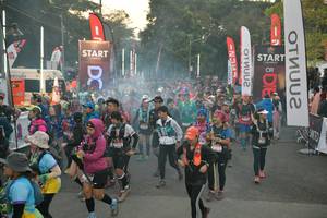 BIB: 
                            <button type="button" onclick="openModal(6858711)" class="btn btn-primary btn-sm float-right btn-popup" data-toggle="modal" data-target=".modal-high-quality">
                        <i class="fas fa-shopping-cart"></i> Add to Cart
                    </button>
                                            <button type="button" onclick="isThisMe(6858711, true)" class="btn btn-success btn-sm float-right btn-popup btn-isme hidden" data-toggle="tooltip" data-placement="bottom" title="นี่คือรูปของคุณใช่ไหม คลิกที่นี่เพื่อเอาเข้าอัลบั้ม">
                        <i class="fas fa-plus"></i> Add to album
                    </button>
                    <button type="button" onclick="isThisMe(6858711, false)" class="btn btn-warning btn-sm float-right btn-popup btn-isnotme hidden">
                        <i class="fas fa-ban"></i> Remove from album
                    </button>