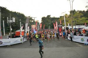 BIB: 
                            <button type="button" onclick="openModal(6858245)" class="btn btn-primary btn-sm float-right btn-popup" data-toggle="modal" data-target=".modal-high-quality">
                        <i class="fas fa-shopping-cart"></i> Add to Cart
                    </button>
                                            <button type="button" onclick="isThisMe(6858245, true)" class="btn btn-success btn-sm float-right btn-popup btn-isme hidden" data-toggle="tooltip" data-placement="bottom" title="นี่คือรูปของคุณใช่ไหม คลิกที่นี่เพื่อเอาเข้าอัลบั้ม">
                        <i class="fas fa-plus"></i> Add to album
                    </button>
                    <button type="button" onclick="isThisMe(6858245, false)" class="btn btn-warning btn-sm float-right btn-popup btn-isnotme hidden">
                        <i class="fas fa-ban"></i> Remove from album
                    </button>