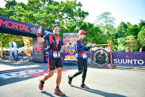 BIB: 0909, 0809
                            <button type="button" onclick="openModal(7045984)" class="btn btn-primary btn-sm float-right btn-popup" data-toggle="modal" data-target=".modal-high-quality">
                        <i class="fas fa-shopping-cart"></i> Add to Cart
                    </button>
                                            <button type="button" onclick="isThisMe(7045984, true)" class="btn btn-success btn-sm float-right btn-popup btn-isme hidden" data-toggle="tooltip" data-placement="bottom" title="นี่คือรูปของคุณใช่ไหม คลิกที่นี่เพื่อเอาเข้าอัลบั้ม">
                        <i class="fas fa-plus"></i> Add to album
                    </button>
                    <button type="button" onclick="isThisMe(7045984, false)" class="btn btn-warning btn-sm float-right btn-popup btn-isnotme hidden">
                        <i class="fas fa-ban"></i> Remove from album
                    </button>