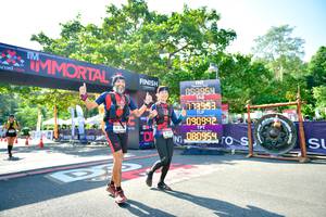 BIB: 568, 266060, 080954
                            <button type="button" onclick="openModal(7045983)" class="btn btn-primary btn-sm float-right btn-popup" data-toggle="modal" data-target=".modal-high-quality">
                        <i class="fas fa-shopping-cart"></i> Add to Cart
                    </button>
                                            <button type="button" onclick="isThisMe(7045983, true)" class="btn btn-success btn-sm float-right btn-popup btn-isme hidden" data-toggle="tooltip" data-placement="bottom" title="นี่คือรูปของคุณใช่ไหม คลิกที่นี่เพื่อเอาเข้าอัลบั้ม">
                        <i class="fas fa-plus"></i> Add to album
                    </button>
                    <button type="button" onclick="isThisMe(7045983, false)" class="btn btn-warning btn-sm float-right btn-popup btn-isnotme hidden">
                        <i class="fas fa-ban"></i> Remove from album
                    </button>