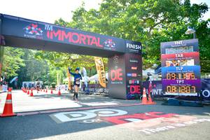 BIB: 480, 09195, 1201
                            <button type="button" onclick="openModal(7046019)" class="btn btn-primary btn-sm float-right btn-popup" data-toggle="modal" data-target=".modal-high-quality">
                        <i class="fas fa-shopping-cart"></i> Add to Cart
                    </button>
                                            <button type="button" onclick="isThisMe(7046019, true)" class="btn btn-success btn-sm float-right btn-popup btn-isme hidden" data-toggle="tooltip" data-placement="bottom" title="นี่คือรูปของคุณใช่ไหม คลิกที่นี่เพื่อเอาเข้าอัลบั้ม">
                        <i class="fas fa-plus"></i> Add to album
                    </button>
                    <button type="button" onclick="isThisMe(7046019, false)" class="btn btn-warning btn-sm float-right btn-popup btn-isnotme hidden">
                        <i class="fas fa-ban"></i> Remove from album
                    </button>