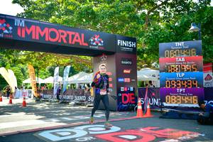 BIB: 093434, 083446
                            <button type="button" onclick="openModal(7046892)" class="btn btn-primary btn-sm float-right btn-popup" data-toggle="modal" data-target=".modal-high-quality">
                        <i class="fas fa-shopping-cart"></i> Add to Cart
                    </button>
                                            <button type="button" onclick="isThisMe(7046892, true)" class="btn btn-success btn-sm float-right btn-popup btn-isme hidden" data-toggle="tooltip" data-placement="bottom" title="นี่คือรูปของคุณใช่ไหม คลิกที่นี่เพื่อเอาเข้าอัลบั้ม">
                        <i class="fas fa-plus"></i> Add to album
                    </button>
                    <button type="button" onclick="isThisMe(7046892, false)" class="btn btn-warning btn-sm float-right btn-popup btn-isnotme hidden">
                        <i class="fas fa-ban"></i> Remove from album
                    </button>