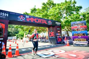 BIB: 201, 931903, 06485, 4900
                            <button type="button" onclick="openModal(6999871)" class="btn btn-primary btn-sm float-right btn-popup" data-toggle="modal" data-target=".modal-high-quality">
                        <i class="fas fa-shopping-cart"></i> Add to Cart
                    </button>
                                            <button type="button" onclick="isThisMe(6999871, true)" class="btn btn-success btn-sm float-right btn-popup btn-isme hidden" data-toggle="tooltip" data-placement="bottom" title="นี่คือรูปของคุณใช่ไหม คลิกที่นี่เพื่อเอาเข้าอัลบั้ม">
                        <i class="fas fa-plus"></i> Add to album
                    </button>
                    <button type="button" onclick="isThisMe(6999871, false)" class="btn btn-warning btn-sm float-right btn-popup btn-isnotme hidden">
                        <i class="fas fa-ban"></i> Remove from album
                    </button>