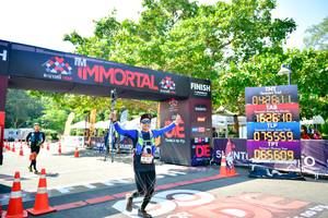 BIB: 1528, 015559, 06609
                            <button type="button" onclick="openModal(7045517)" class="btn btn-primary btn-sm float-right btn-popup" data-toggle="modal" data-target=".modal-high-quality">
                        <i class="fas fa-shopping-cart"></i> Add to Cart
                    </button>
                                            <button type="button" onclick="isThisMe(7045517, true)" class="btn btn-success btn-sm float-right btn-popup btn-isme hidden" data-toggle="tooltip" data-placement="bottom" title="นี่คือรูปของคุณใช่ไหม คลิกที่นี่เพื่อเอาเข้าอัลบั้ม">
                        <i class="fas fa-plus"></i> Add to album
                    </button>
                    <button type="button" onclick="isThisMe(7045517, false)" class="btn btn-warning btn-sm float-right btn-popup btn-isnotme hidden">
                        <i class="fas fa-ban"></i> Remove from album
                    </button>