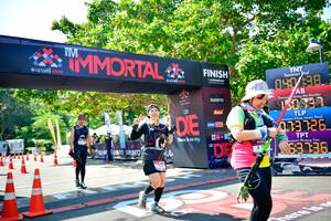 BIB: 04038, 10637, 13726, 63736
                            <button type="button" onclick="openModal(7044931)" class="btn btn-primary btn-sm float-right btn-popup" data-toggle="modal" data-target=".modal-high-quality">
                        <i class="fas fa-shopping-cart"></i> Add to Cart
                    </button>
                                            <button type="button" onclick="isThisMe(7044931, true)" class="btn btn-success btn-sm float-right btn-popup btn-isme hidden" data-toggle="tooltip" data-placement="bottom" title="นี่คือรูปของคุณใช่ไหม คลิกที่นี่เพื่อเอาเข้าอัลบั้ม">
                        <i class="fas fa-plus"></i> Add to album
                    </button>
                    <button type="button" onclick="isThisMe(7044931, false)" class="btn btn-warning btn-sm float-right btn-popup btn-isnotme hidden">
                        <i class="fas fa-ban"></i> Remove from album
                    </button>