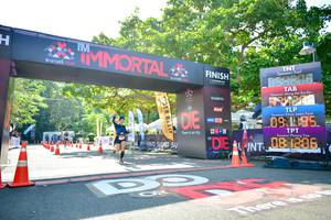 BIB: 0808, 091195, 1206
                            <button type="button" onclick="openModal(7046018)" class="btn btn-primary btn-sm float-right btn-popup" data-toggle="modal" data-target=".modal-high-quality">
                        <i class="fas fa-shopping-cart"></i> Add to Cart
                    </button>
                                            <button type="button" onclick="isThisMe(7046018, true)" class="btn btn-success btn-sm float-right btn-popup btn-isme hidden" data-toggle="tooltip" data-placement="bottom" title="นี่คือรูปของคุณใช่ไหม คลิกที่นี่เพื่อเอาเข้าอัลบั้ม">
                        <i class="fas fa-plus"></i> Add to album
                    </button>
                    <button type="button" onclick="isThisMe(7046018, false)" class="btn btn-warning btn-sm float-right btn-popup btn-isnotme hidden">
                        <i class="fas fa-ban"></i> Remove from album
                    </button>