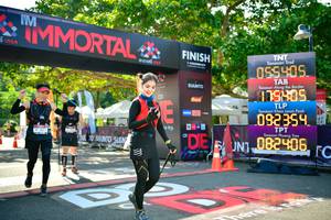 BIB: 0650, 260, 082406, 092354
                            <button type="button" onclick="openModal(7046327)" class="btn btn-primary btn-sm float-right btn-popup" data-toggle="modal" data-target=".modal-high-quality">
                        <i class="fas fa-shopping-cart"></i> Add to Cart
                    </button>
                                            <button type="button" onclick="isThisMe(7046327, true)" class="btn btn-success btn-sm float-right btn-popup btn-isme hidden" data-toggle="tooltip" data-placement="bottom" title="นี่คือรูปของคุณใช่ไหม คลิกที่นี่เพื่อเอาเข้าอัลบั้ม">
                        <i class="fas fa-plus"></i> Add to album
                    </button>
                    <button type="button" onclick="isThisMe(7046327, false)" class="btn btn-warning btn-sm float-right btn-popup btn-isnotme hidden">
                        <i class="fas fa-ban"></i> Remove from album
                    </button>