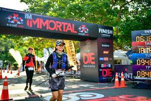 BIB: 1801, 094, 084
                            <button type="button" onclick="openModal(7047429)" class="btn btn-primary btn-sm float-right btn-popup" data-toggle="modal" data-target=".modal-high-quality">
                        <i class="fas fa-shopping-cart"></i> Add to Cart
                    </button>
                                            <button type="button" onclick="isThisMe(7047429, true)" class="btn btn-success btn-sm float-right btn-popup btn-isme hidden" data-toggle="tooltip" data-placement="bottom" title="นี่คือรูปของคุณใช่ไหม คลิกที่นี่เพื่อเอาเข้าอัลบั้ม">
                        <i class="fas fa-plus"></i> Add to album
                    </button>
                    <button type="button" onclick="isThisMe(7047429, false)" class="btn btn-warning btn-sm float-right btn-popup btn-isnotme hidden">
                        <i class="fas fa-ban"></i> Remove from album
                    </button>