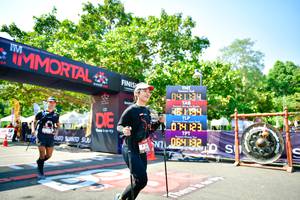 BIB: 1534, 04123, 06432
                            <button type="button" onclick="openModal(7045088)" class="btn btn-primary btn-sm float-right btn-popup" data-toggle="modal" data-target=".modal-high-quality">
                        <i class="fas fa-shopping-cart"></i> Add to Cart
                    </button>
                                            <button type="button" onclick="isThisMe(7045088, true)" class="btn btn-success btn-sm float-right btn-popup btn-isme hidden" data-toggle="tooltip" data-placement="bottom" title="นี่คือรูปของคุณใช่ไหม คลิกที่นี่เพื่อเอาเข้าอัลบั้ม">
                        <i class="fas fa-plus"></i> Add to album
                    </button>
                    <button type="button" onclick="isThisMe(7045088, false)" class="btn btn-warning btn-sm float-right btn-popup btn-isnotme hidden">
                        <i class="fas fa-ban"></i> Remove from album
                    </button>