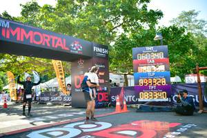 BIB: 060340, 093328, 083340
                            <button type="button" onclick="openModal(7046821)" class="btn btn-primary btn-sm float-right btn-popup" data-toggle="modal" data-target=".modal-high-quality">
                        <i class="fas fa-shopping-cart"></i> Add to Cart
                    </button>
                                            <button type="button" onclick="isThisMe(7046821, true)" class="btn btn-success btn-sm float-right btn-popup btn-isme hidden" data-toggle="tooltip" data-placement="bottom" title="นี่คือรูปของคุณใช่ไหม คลิกที่นี่เพื่อเอาเข้าอัลบั้ม">
                        <i class="fas fa-plus"></i> Add to album
                    </button>
                    <button type="button" onclick="isThisMe(7046821, false)" class="btn btn-warning btn-sm float-right btn-popup btn-isnotme hidden">
                        <i class="fas fa-ban"></i> Remove from album
                    </button>