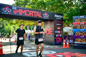 BIB: 09402, 4319, 0840, 022
                            <button type="button" onclick="openModal(7047230)" class="btn btn-primary btn-sm float-right btn-popup" data-toggle="modal" data-target=".modal-high-quality">
                        <i class="fas fa-shopping-cart"></i> Add to Cart
                    </button>
                                            <button type="button" onclick="isThisMe(7047230, true)" class="btn btn-success btn-sm float-right btn-popup btn-isme hidden" data-toggle="tooltip" data-placement="bottom" title="นี่คือรูปของคุณใช่ไหม คลิกที่นี่เพื่อเอาเข้าอัลบั้ม">
                        <i class="fas fa-plus"></i> Add to album
                    </button>
                    <button type="button" onclick="isThisMe(7047230, false)" class="btn btn-warning btn-sm float-right btn-popup btn-isnotme hidden">
                        <i class="fas fa-ban"></i> Remove from album
                    </button>