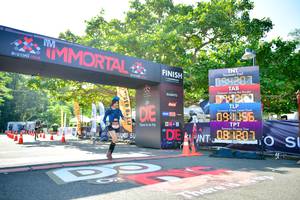 BIB: 4201, 0956, 1201
                            <button type="button" onclick="openModal(7046023)" class="btn btn-primary btn-sm float-right btn-popup" data-toggle="modal" data-target=".modal-high-quality">
                        <i class="fas fa-shopping-cart"></i> Add to Cart
                    </button>
                                            <button type="button" onclick="isThisMe(7046023, true)" class="btn btn-success btn-sm float-right btn-popup btn-isme hidden" data-toggle="tooltip" data-placement="bottom" title="นี่คือรูปของคุณใช่ไหม คลิกที่นี่เพื่อเอาเข้าอัลบั้ม">
                        <i class="fas fa-plus"></i> Add to album
                    </button>
                    <button type="button" onclick="isThisMe(7046023, false)" class="btn btn-warning btn-sm float-right btn-popup btn-isnotme hidden">
                        <i class="fas fa-ban"></i> Remove from album
                    </button>