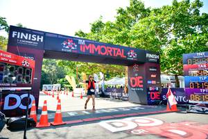 BIB: 201, 0399
                            <button type="button" onclick="openModal(7001982)" class="btn btn-primary btn-sm float-right btn-popup" data-toggle="modal" data-target=".modal-high-quality">
                        <i class="fas fa-shopping-cart"></i> Add to Cart
                    </button>
                                            <button type="button" onclick="isThisMe(7001982, true)" class="btn btn-success btn-sm float-right btn-popup btn-isme hidden" data-toggle="tooltip" data-placement="bottom" title="นี่คือรูปของคุณใช่ไหม คลิกที่นี่เพื่อเอาเข้าอัลบั้ม">
                        <i class="fas fa-plus"></i> Add to album
                    </button>
                    <button type="button" onclick="isThisMe(7001982, false)" class="btn btn-warning btn-sm float-right btn-popup btn-isnotme hidden">
                        <i class="fas fa-ban"></i> Remove from album
                    </button>