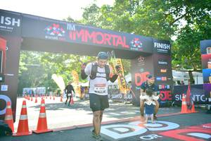 BIB: 2019, 4905
                            <button type="button" onclick="openModal(7046815)" class="btn btn-primary btn-sm float-right btn-popup" data-toggle="modal" data-target=".modal-high-quality">
                        <i class="fas fa-shopping-cart"></i> Add to Cart
                    </button>
                                            <button type="button" onclick="isThisMe(7046815, true)" class="btn btn-success btn-sm float-right btn-popup btn-isme hidden" data-toggle="tooltip" data-placement="bottom" title="นี่คือรูปของคุณใช่ไหม คลิกที่นี่เพื่อเอาเข้าอัลบั้ม">
                        <i class="fas fa-plus"></i> Add to album
                    </button>
                    <button type="button" onclick="isThisMe(7046815, false)" class="btn btn-warning btn-sm float-right btn-popup btn-isnotme hidden">
                        <i class="fas fa-ban"></i> Remove from album
                    </button>