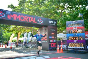 BIB: 0929, 082927
                            <button type="button" onclick="openModal(7046584)" class="btn btn-primary btn-sm float-right btn-popup" data-toggle="modal" data-target=".modal-high-quality">
                        <i class="fas fa-shopping-cart"></i> Add to Cart
                    </button>
                                            <button type="button" onclick="isThisMe(7046584, true)" class="btn btn-success btn-sm float-right btn-popup btn-isme hidden" data-toggle="tooltip" data-placement="bottom" title="นี่คือรูปของคุณใช่ไหม คลิกที่นี่เพื่อเอาเข้าอัลบั้ม">
                        <i class="fas fa-plus"></i> Add to album
                    </button>
                    <button type="button" onclick="isThisMe(7046584, false)" class="btn btn-warning btn-sm float-right btn-popup btn-isnotme hidden">
                        <i class="fas fa-ban"></i> Remove from album
                    </button>