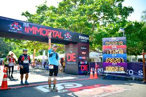 BIB: 0532, 2060, 0802
                            <button type="button" onclick="openModal(7045770)" class="btn btn-primary btn-sm float-right btn-popup" data-toggle="modal" data-target=".modal-high-quality">
                        <i class="fas fa-shopping-cart"></i> Add to Cart
                    </button>
                                            <button type="button" onclick="isThisMe(7045770, true)" class="btn btn-success btn-sm float-right btn-popup btn-isme hidden" data-toggle="tooltip" data-placement="bottom" title="นี่คือรูปของคุณใช่ไหม คลิกที่นี่เพื่อเอาเข้าอัลบั้ม">
                        <i class="fas fa-plus"></i> Add to album
                    </button>
                    <button type="button" onclick="isThisMe(7045770, false)" class="btn btn-warning btn-sm float-right btn-popup btn-isnotme hidden">
                        <i class="fas fa-ban"></i> Remove from album
                    </button>